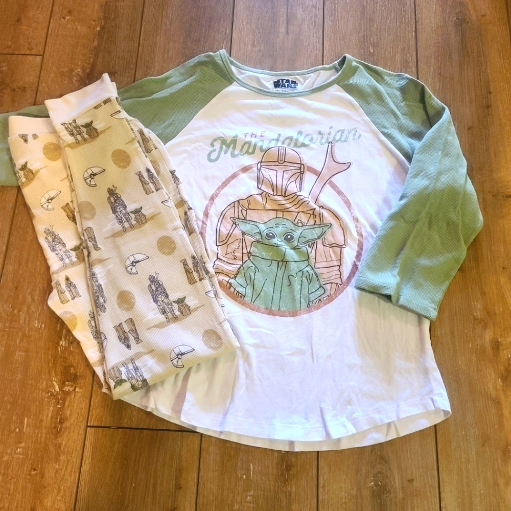 Mandalorian starwars pajama set